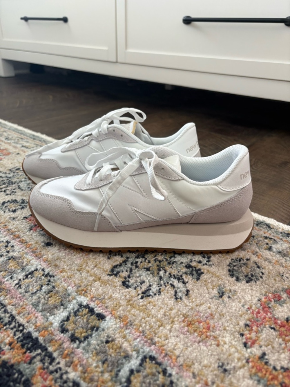 NWOT New Balance Women's Classic Trainer Sneakers in White and Light Gray